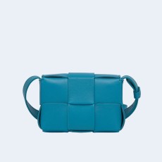 보테가 베네타 캔디 크로스백 블래스터